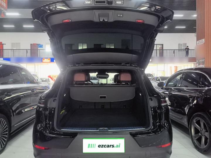2024 Cayenne 3.0T photo 7