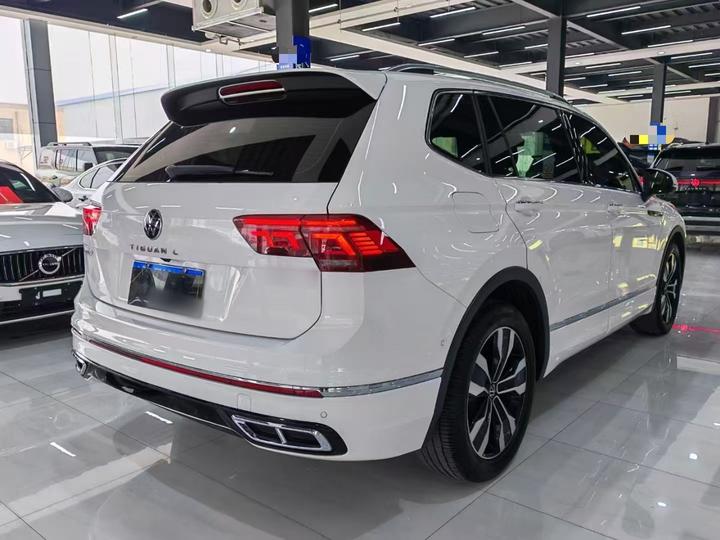 Tiguan L 2022 330TSI AT RWD R-Line photo 4