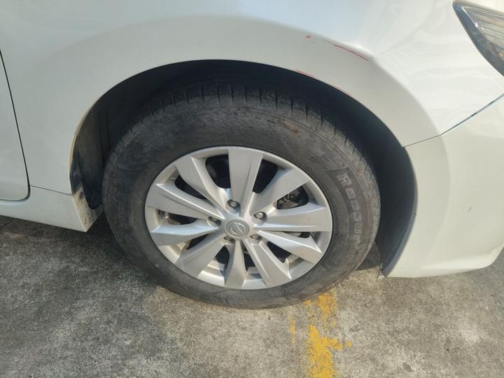 Teana 2016 Facelift 2.0L XL Comfort photo 8