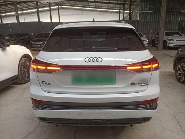 Q4 e-tron 2024 50 e-tron quattro photo 3