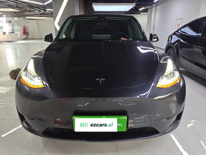 Model Y 2024 RWD photo 2