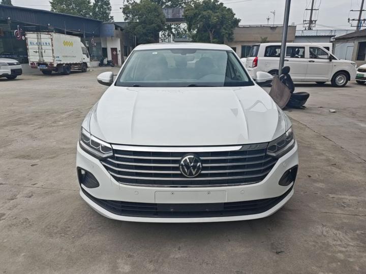 Lavida 2024 1.5L AT photo 2