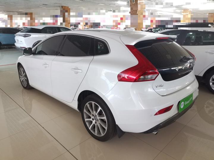 V40 2016 T4 photo 4