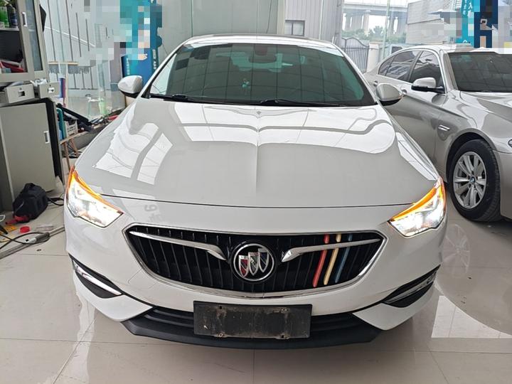 Regal 2019 20T Elite China VI photo 2