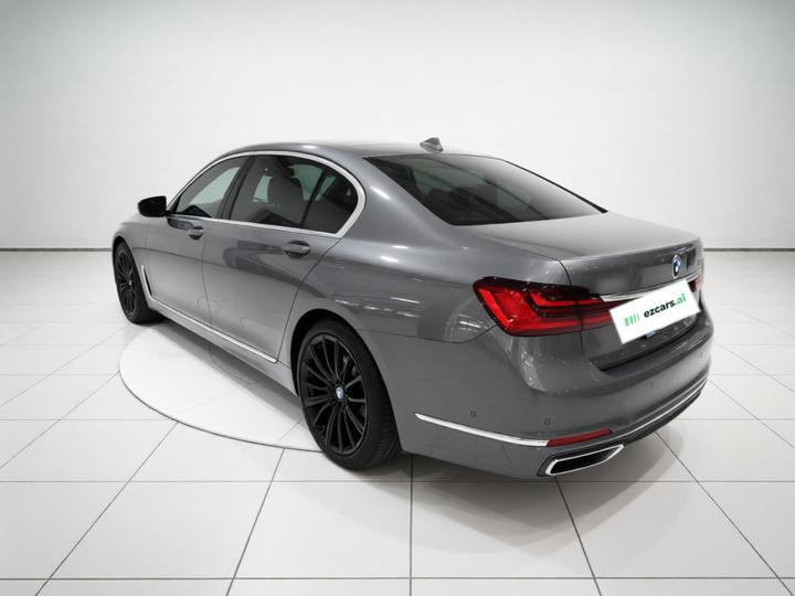 7 Series 2019 740Li Leading Luxury photo 4