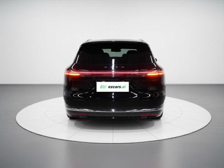 HIMA AITO M7 2026 EREV Ultra AWD 6-Seater 192-Line LiDAR photo 3