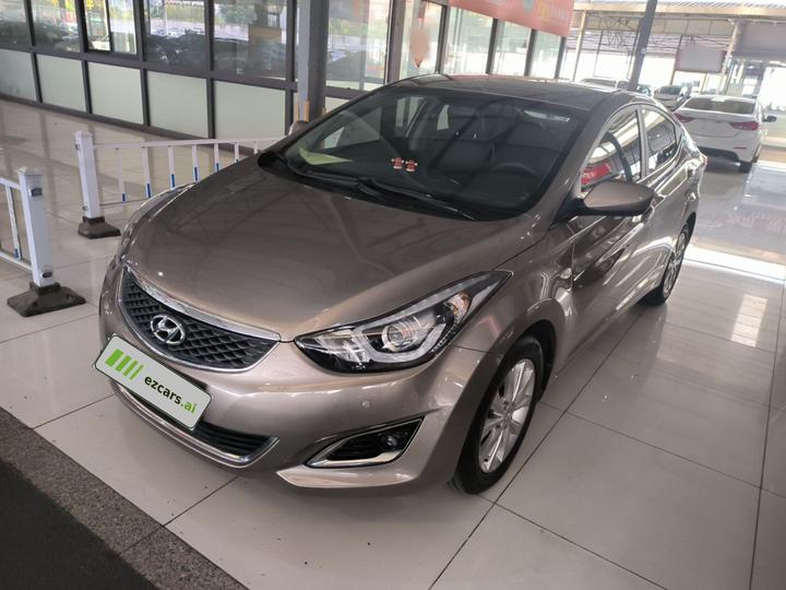 Elantra 2016 1.6L AT Smart