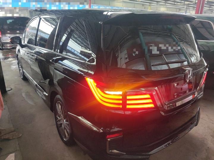 Elysion 2019 2.0L Hybrid Luxury photo 4