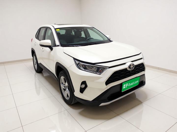 RAV4 2021 2.0L CVT RWD PLUS photo 3