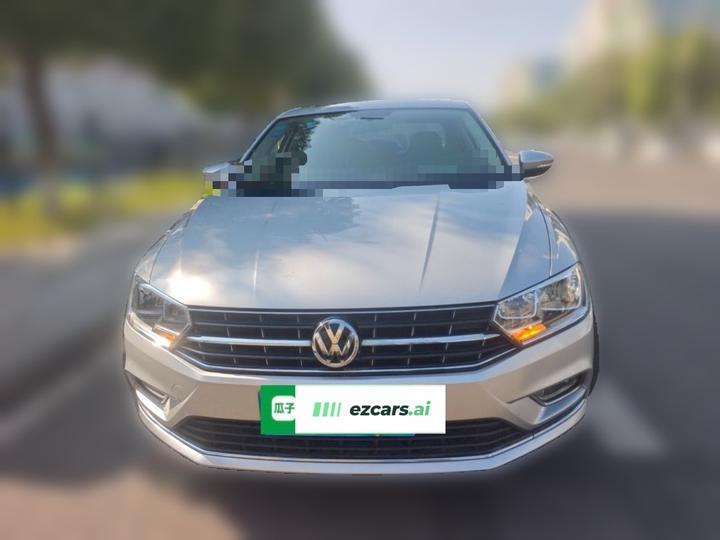 Bora 2016 1.6L MT Comfort photo 2