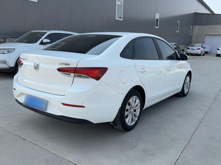 Excelle 2021 Facelift Classic 1.5L AT Elite photo 4