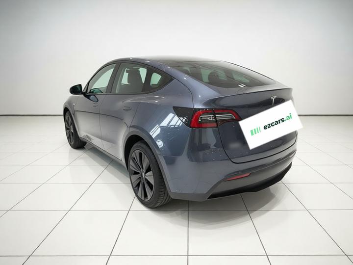 Model Y 2024 RWD photo 4