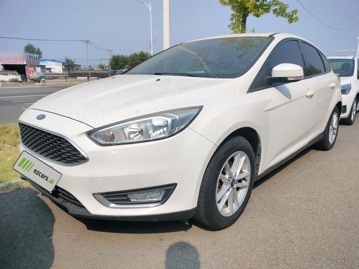 Focus 2017 Hatchback 1.6L AT Fashion