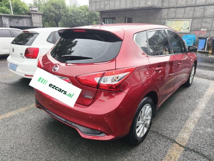 Tiida 2016 1.6L CVT photo 4