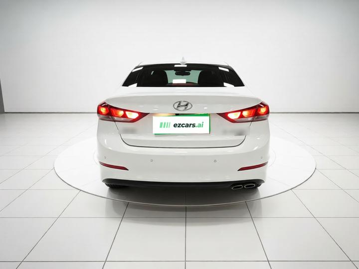 Elantra 2018 1.4T DCT photo 5