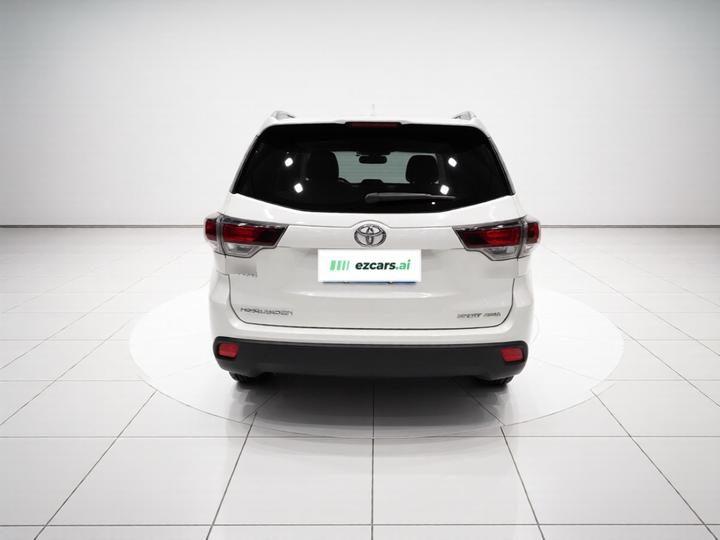 Highlander 2015 2.0T AWD Luxury 7-Seater photo 5