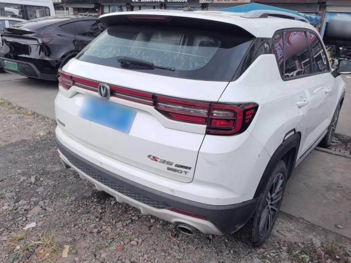 CS35PLUS 2019 1.4T DCT photo 4