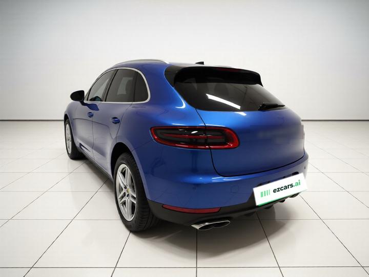 2016 Macan 2.0T photo 4