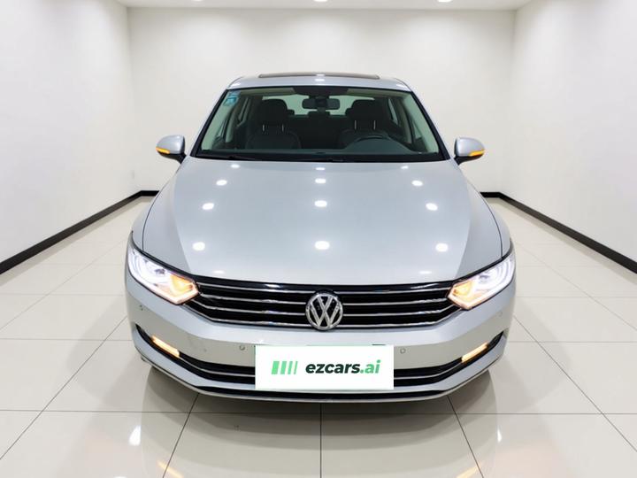 Magotan 2018 330TSI DSG Leading photo 2