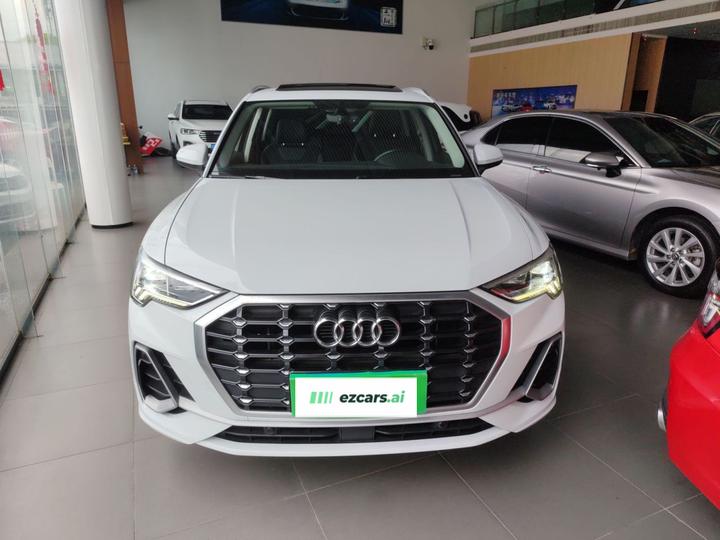 Q3 2019 35 TFSI Progressive Dynamic photo 2