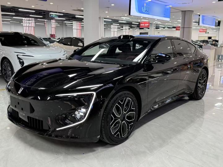 12 2026 Facelift Max EV