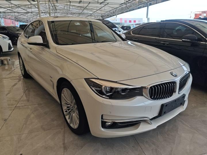 3 SeriesGT 2017 320i Luxury Design Package photo 3