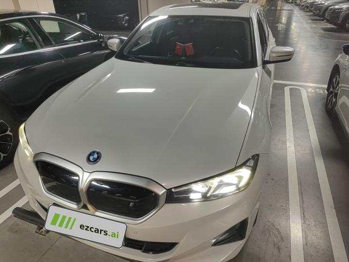 i3 2022 eDrive 35 L