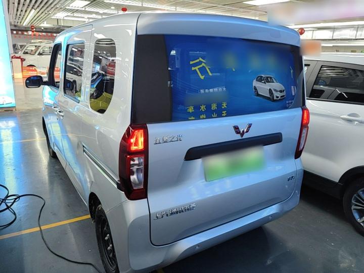 Wuling Zhiguang EV 2025 201km Standard photo 4