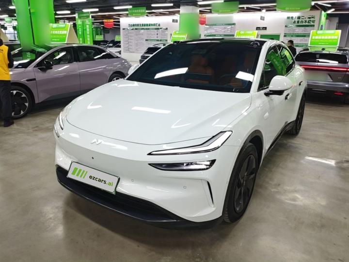 L60 2024 60kWh RWD