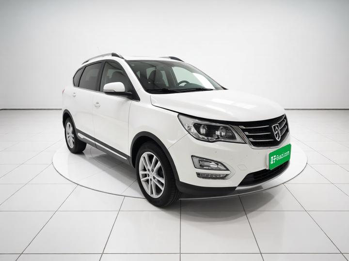 560 2015 1.8L MT Elite photo 3