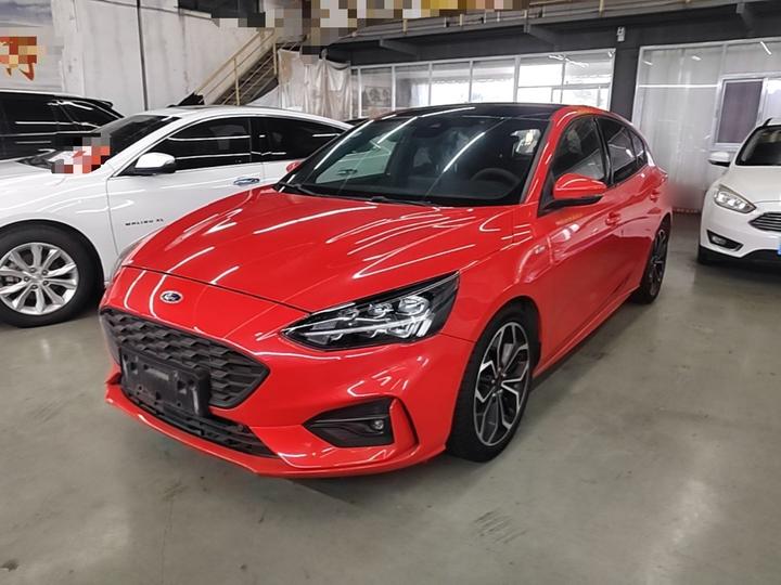 Focus 2019 Hatchback EcoBoost 180 AT ST Line