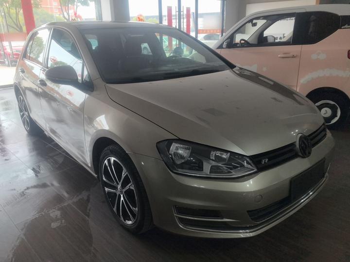 Golf 2016 230TSI AT Comfort photo 3