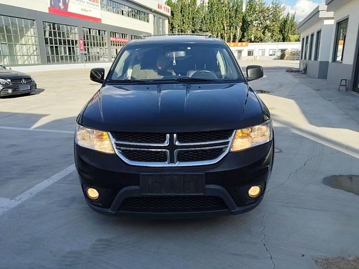 Fiat 2012 2.4L Luxury photo 2