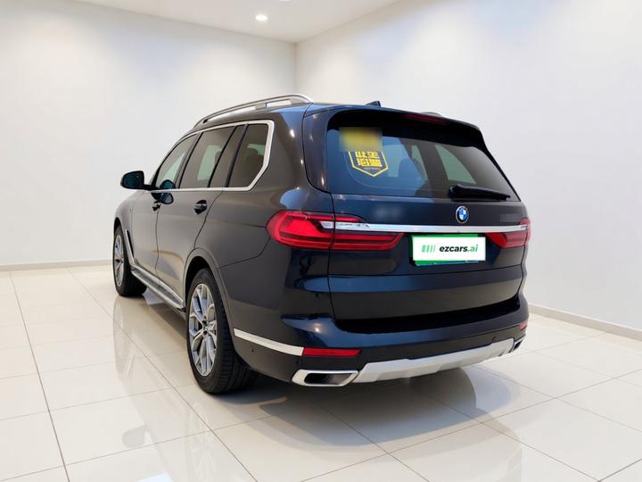 X7 2022 xDrive40i Leading Luxury photo 4