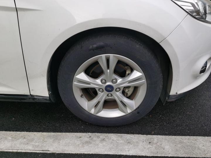 Focus 2012 Sedan 1.6L AT photo 8