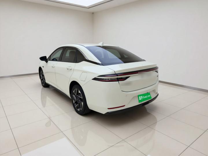 AION S Plus 2025 53.241kWh photo 4