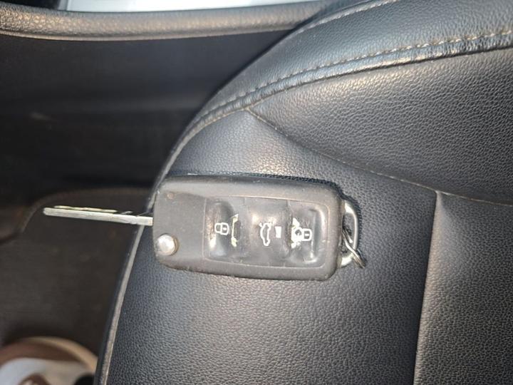 Lavida 2015 1.6L MT photo 8