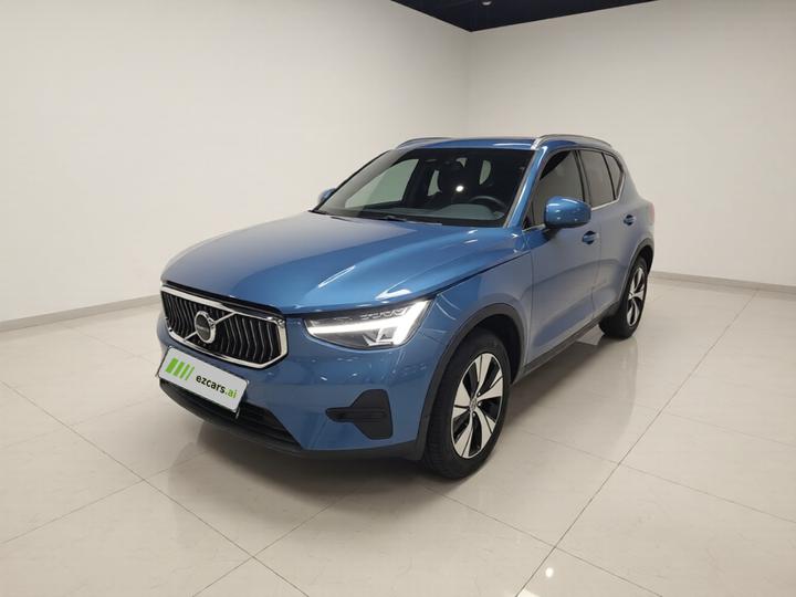 XC40 2023 B3 Luxury