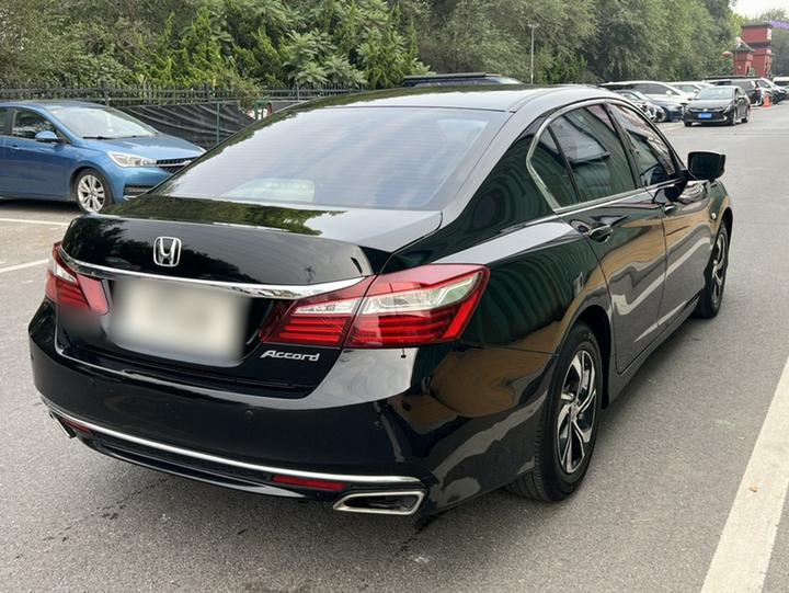 Accord 2016 2.0L Comfort photo 6