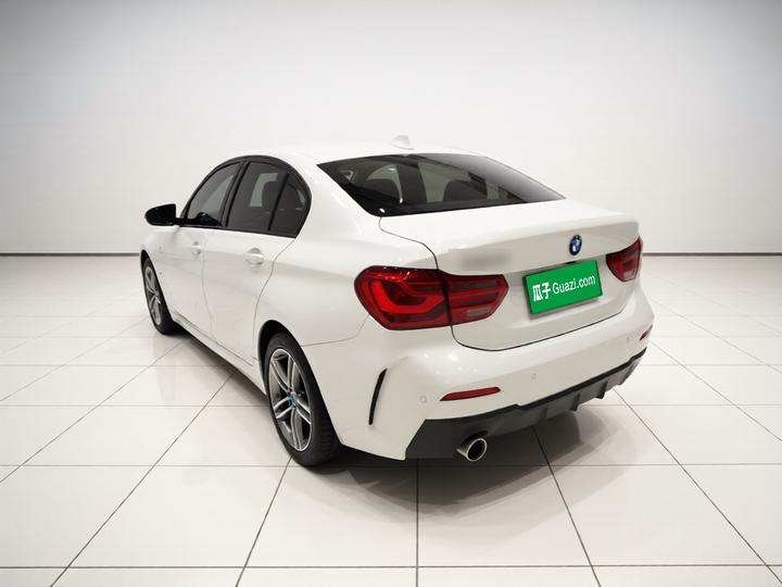 1 Series 2019 118i M Sport Package photo 4