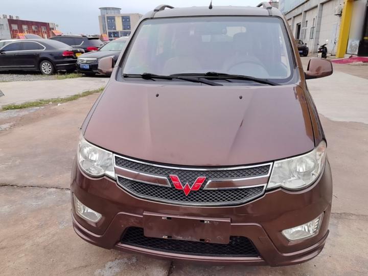 Wuling Hongguang 2014 1.5L S Standard photo 2