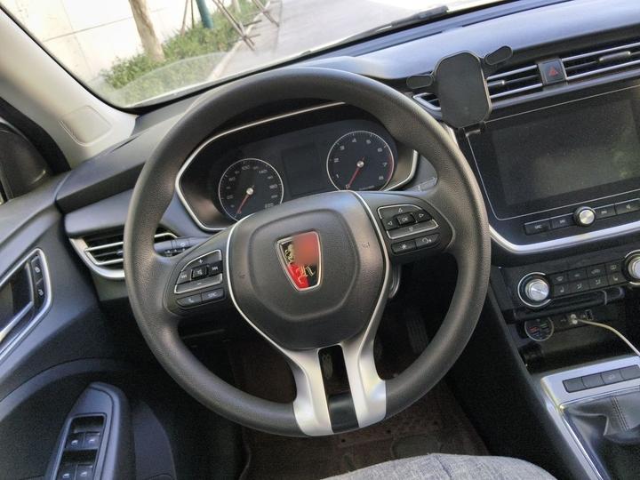 RX3 2018 1.6L MT Flagship photo 7