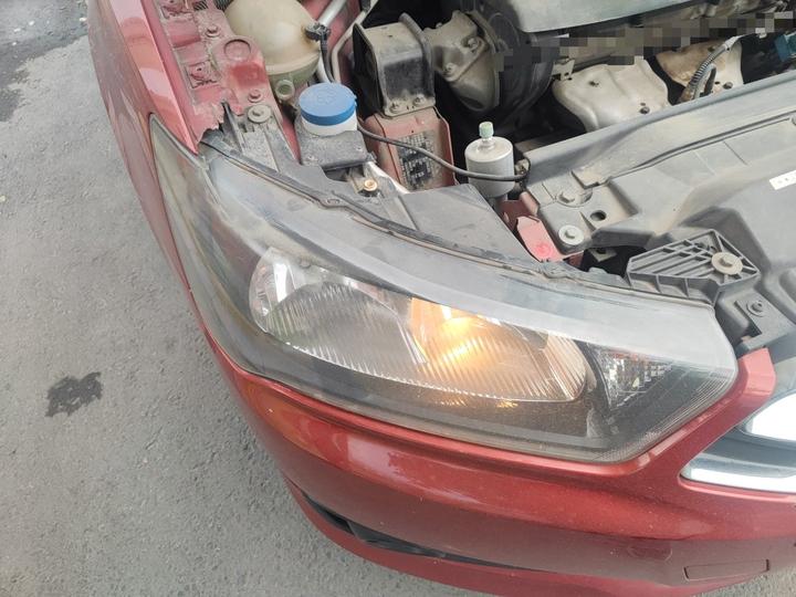 2013 Hatchback 1.6L AT photo 7