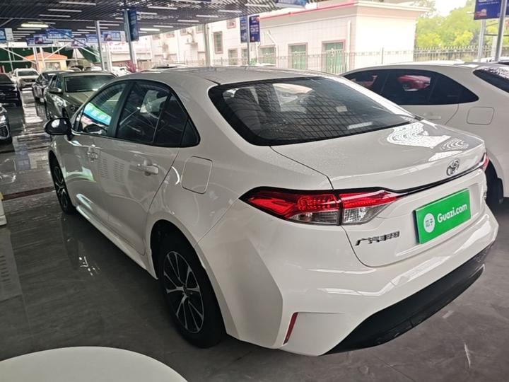 Levin 2024 185T CVT Luxury photo 4