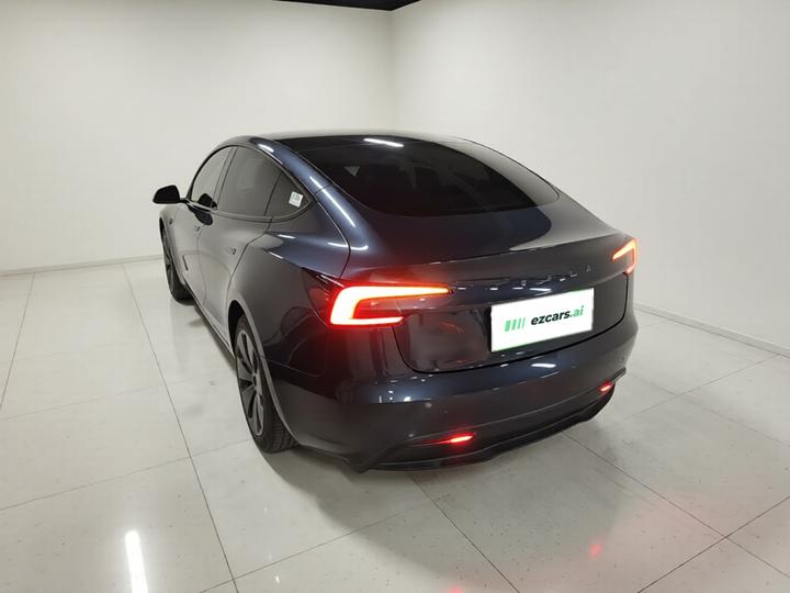 Model 3 2023 RWD photo 4