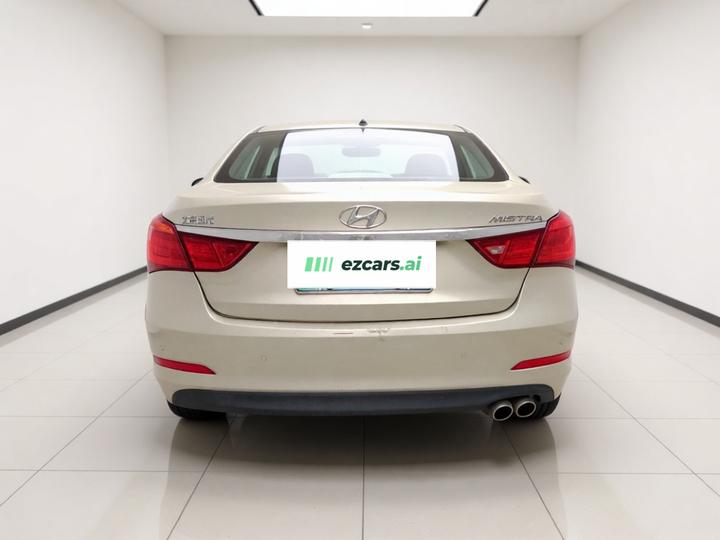 Mistra 2014 1.8L AT Premium DLX photo 5