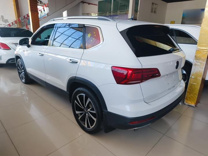 Tharu 2022 280TSI RWD Luxury photo 4
