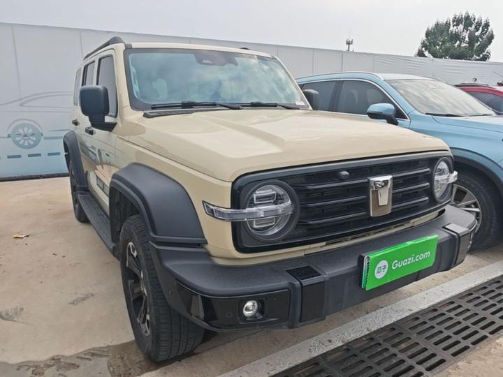 300 EV 2025 Hi4-T 37.1kWh photo 3