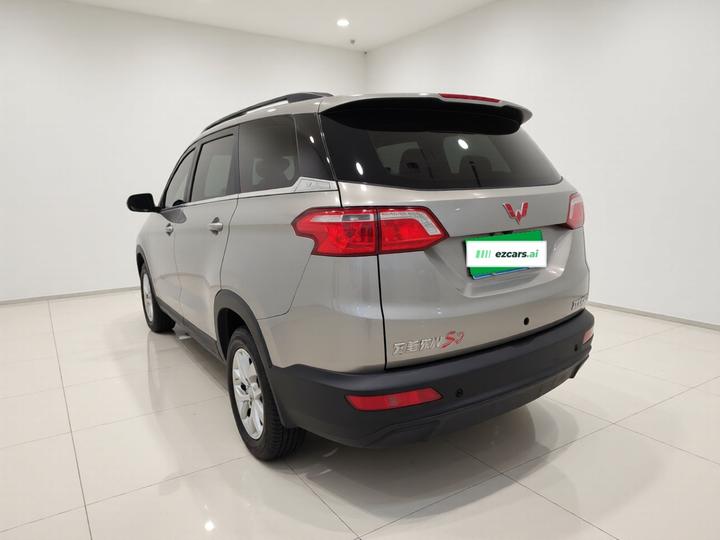 Wuling Hongguang S3 2019 1.5L MT Comfort China VI photo 4
