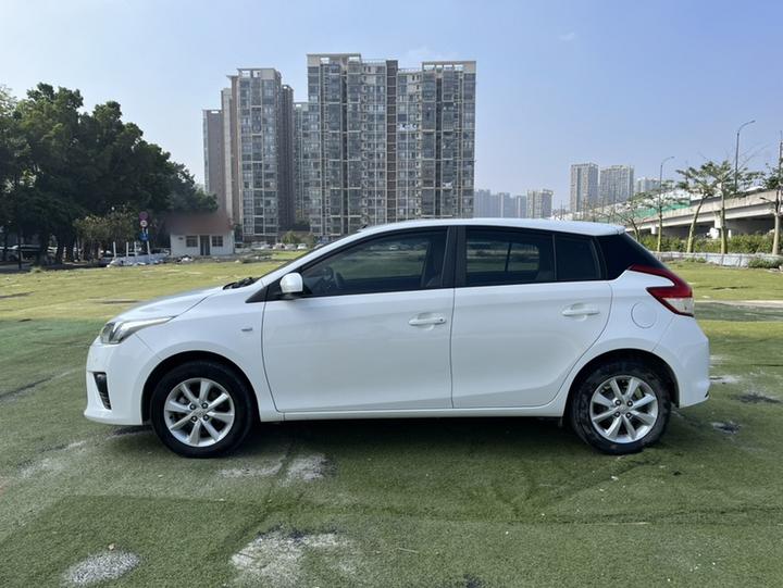 YARiS L 2014 1.5G AT photo 4